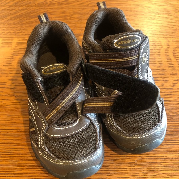 Stride Rite Boys Clayton Sneakers WIDE WIDTH - Picture 4 of 6